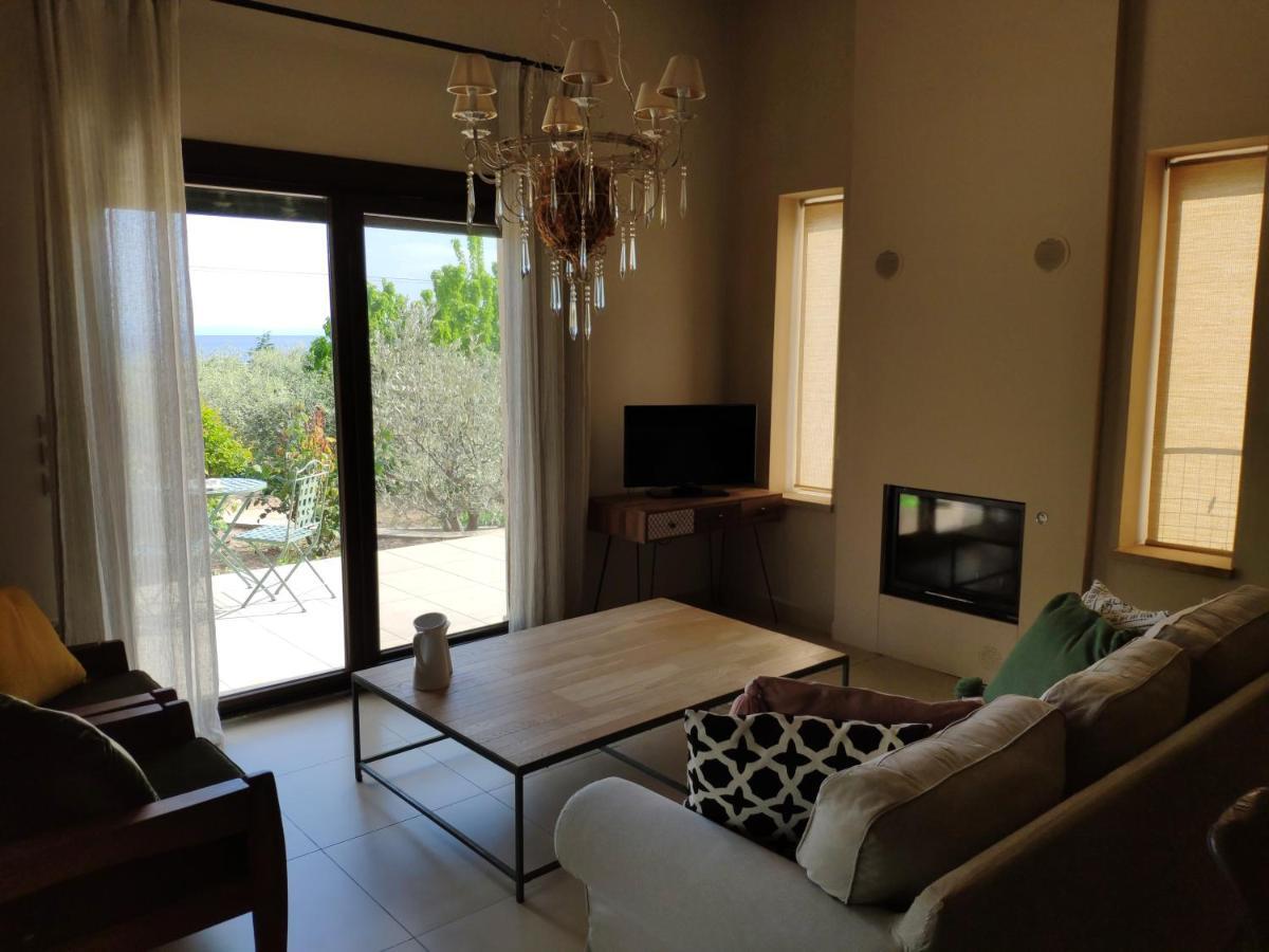 Néa Péramos Olive Tree Cottage 2 מראה חיצוני תמונה