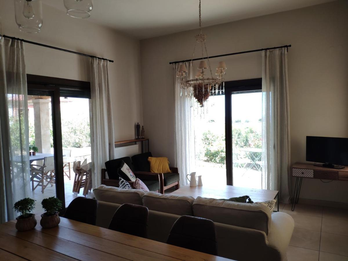 Néa Péramos Olive Tree Cottage 2 מראה חיצוני תמונה